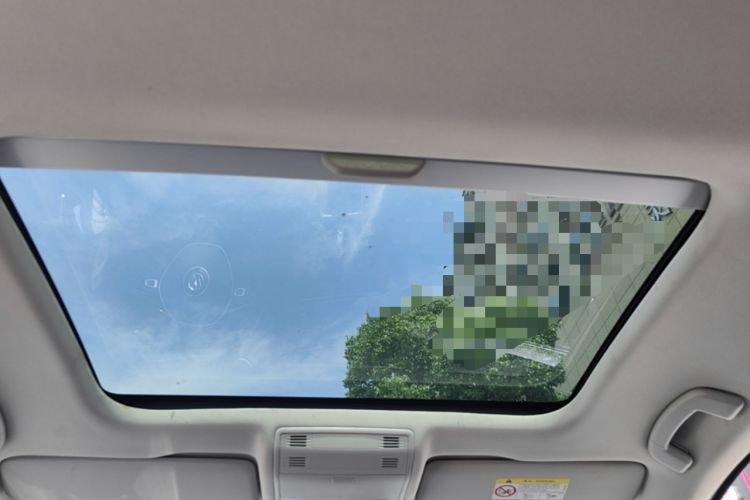 Used Volkswagen Golf 2018 230TSI Automatic Comfort Model Headliner