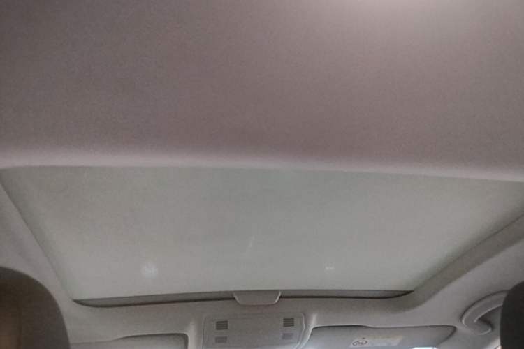 Used Volkswagen Golf 2018 230TSI Automatic Comfort Model Headliner