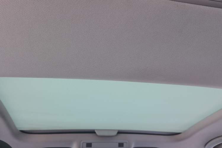 Used Volkswagen Golf 2018 230TSI Automatic Comfort Model Headliner