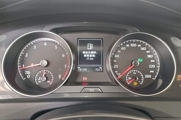 Used Volkswagen Golf 2018 230TSI Automatic Comfort Model Instrument Cluster