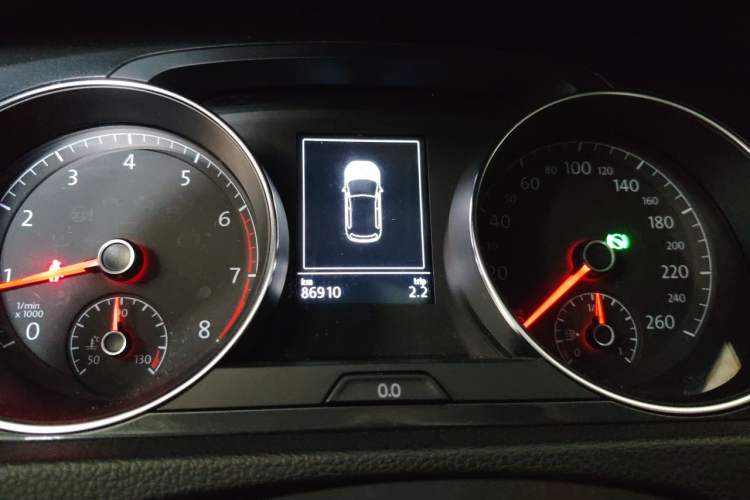 Used Volkswagen Golf 2018 230TSI Automatic Comfort Model Instrument Cluster