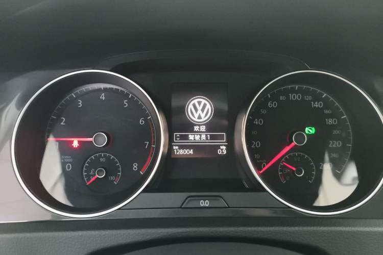 Used Volkswagen Golf 2018 230TSI Automatic Luxury Version Instrument Cluster