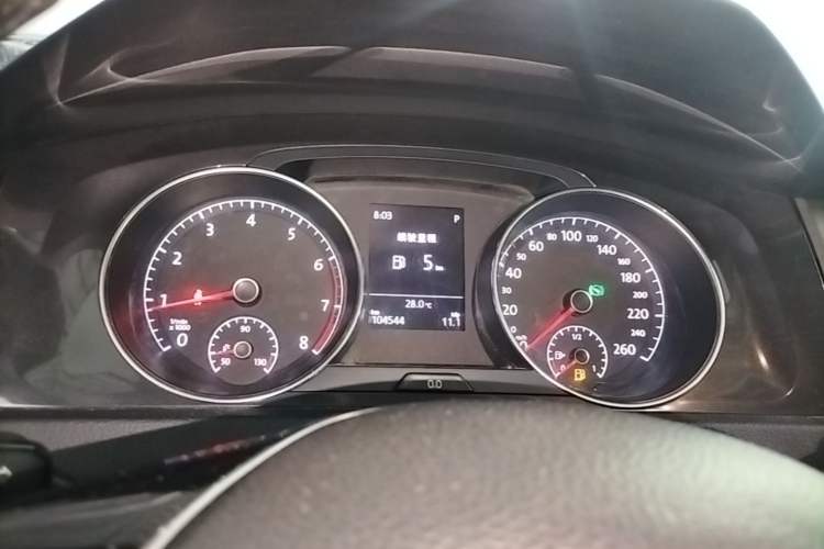 Used Volkswagen Golf 2018 1.6L Automatic Comfort Model Instrument Cluster