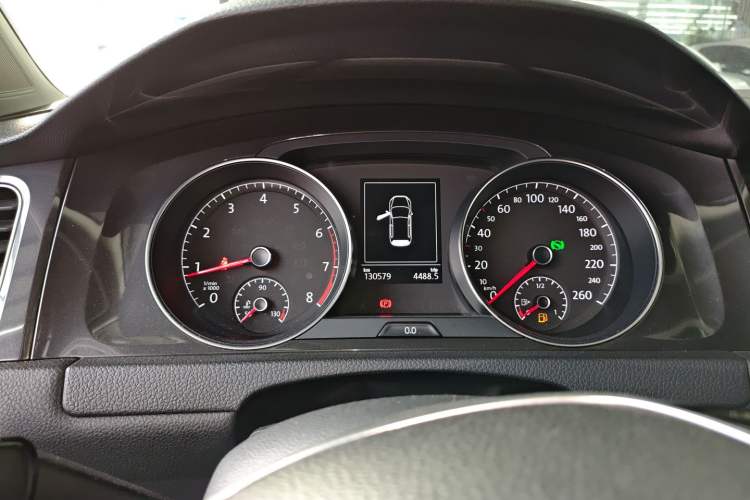 Used Volkswagen Golf 2018 230TSI Automatic Comfort Model Instrument Cluster