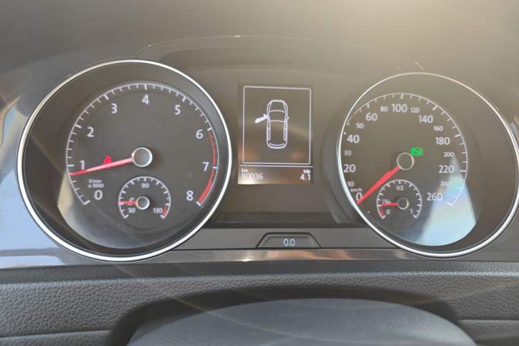 Used Volkswagen Golf 2018 230TSI Automatic Comfort Model Instrument Cluster
