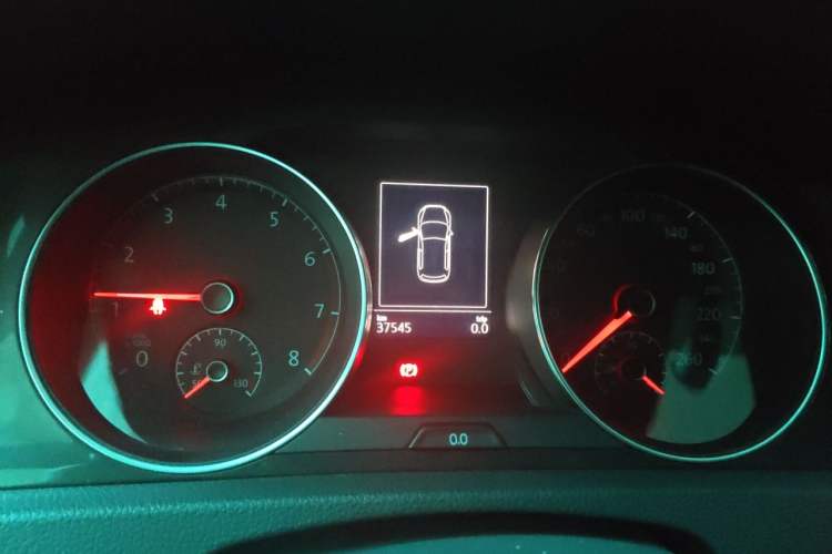 Used Volkswagen Golf 2018 230TSI Automatic Comfort Model Instrument Cluster