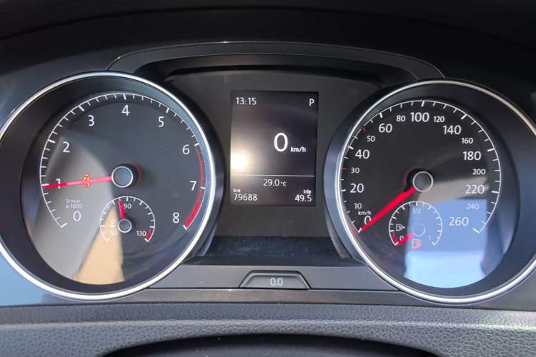 Used Volkswagen Golf 2018 1.6L Automatic Comfort Model Instrument Cluster
