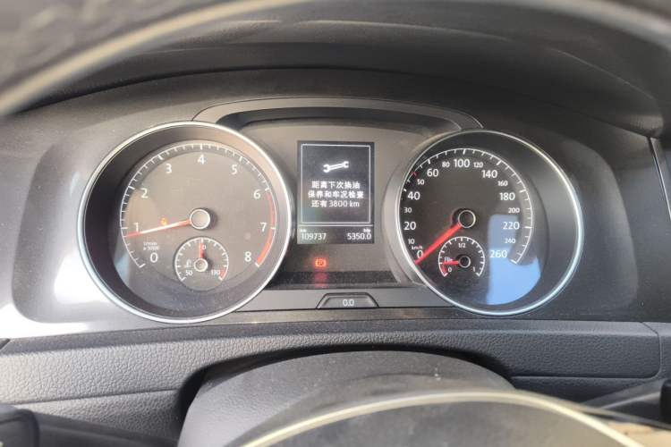 Used Volkswagen Golf 2018 230TSI Automatic Comfort Model Instrument Cluster