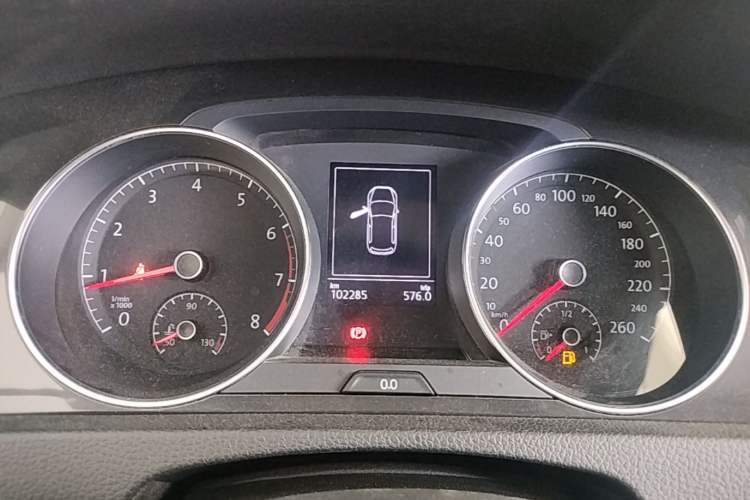 Used Volkswagen Golf 2018 230TSI Automatic Comfort Model Instrument Cluster