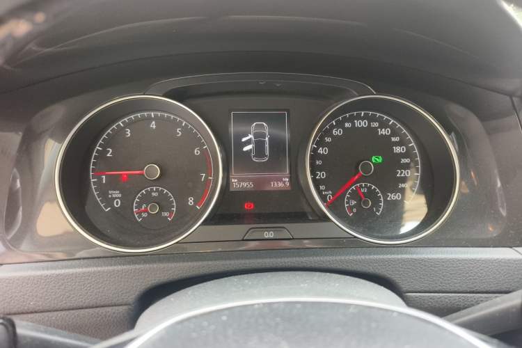 Used Volkswagen Golf 2018 230TSI Automatic Comfort Model Instrument Cluster