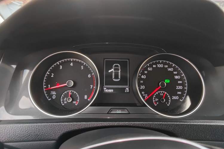 Used Volkswagen Golf 2018 230TSI Automatic Luxury Version Instrument Cluster