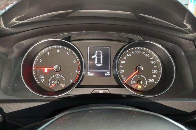 Used Volkswagen Golf 2018 1.6L Automatic Comfort Model Instrument Cluster