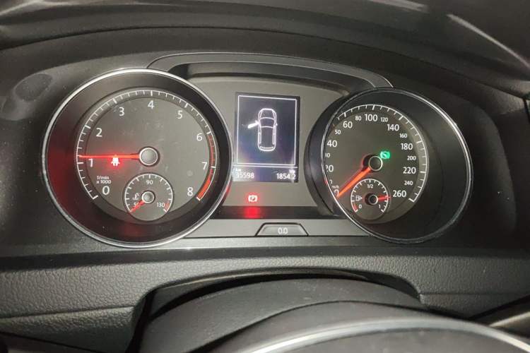 Used Volkswagen Golf 2018 1.6L Automatic Comfort Model Instrument Cluster