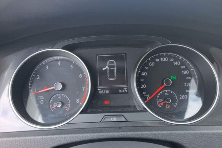 Used Volkswagen Golf 2018 1.6L Automatic Comfort Model Instrument Cluster