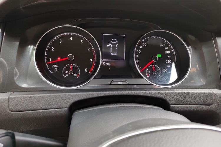 Used Volkswagen Golf 2018 230TSI Automatic Comfort Model Instrument Cluster