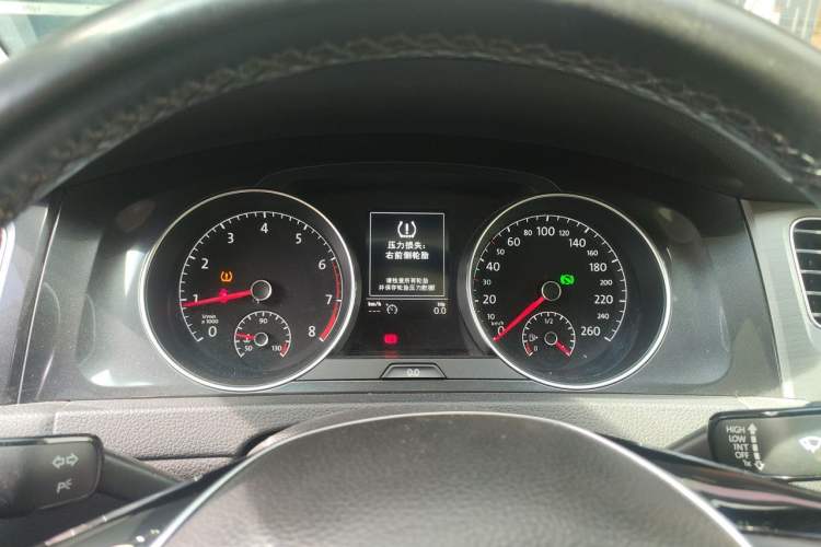 Used Volkswagen Golf 2018 230TSI Automatic Luxury Version Instrument Cluster