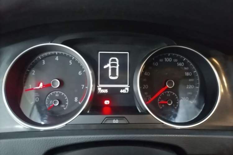Used Volkswagen Golf 2018 1.6L Automatic Comfort Model Instrument Cluster