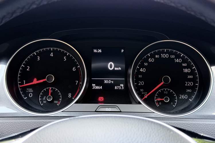 Used Volkswagen Golf 2018 1.6L Automatic Comfort Model Instrument Cluster