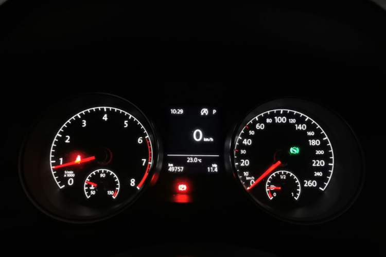 Used Volkswagen Golf 2018 230TSI Automatic Comfort Model Instrument Cluster