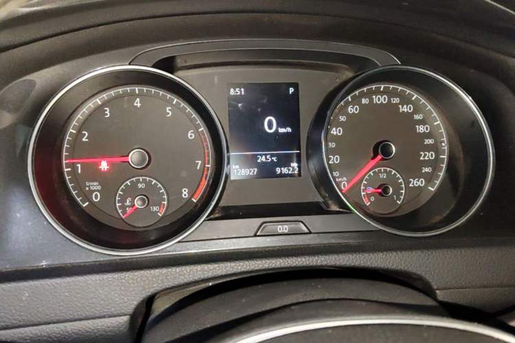 Used Volkswagen Golf 2018 230TSI Automatic Comfort Model Instrument Cluster