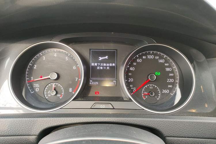 Used Volkswagen Golf 2018 230TSI Automatic Luxury Version Instrument Cluster