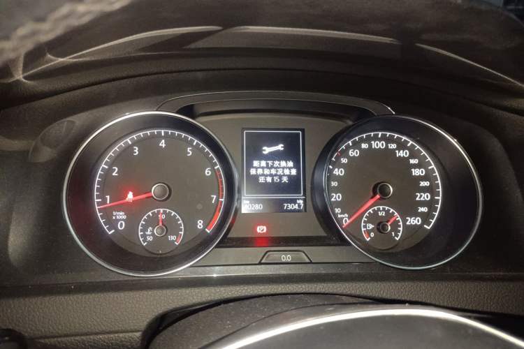 Used Volkswagen Golf 2018 230TSI Automatic Comfort Model Instrument Cluster