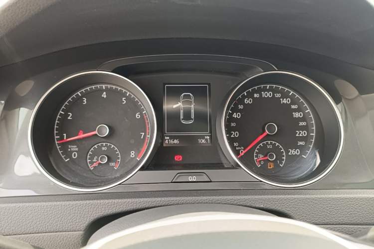 Used Volkswagen Golf 2018 1.6L Automatic Comfort Model Instrument Cluster