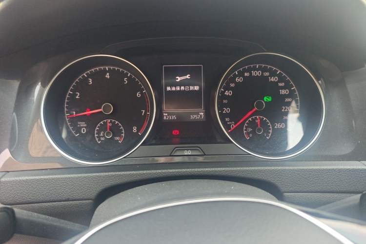 Used Volkswagen Golf 2018 1.6L Automatic Comfort Model Instrument Cluster