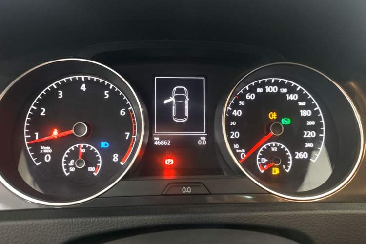 Used Volkswagen Golf 2018 230TSI Automatic Comfort Model Instrument Cluster