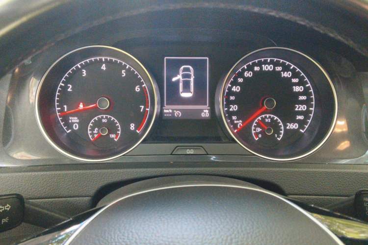 Used Volkswagen Golf 2018 230TSI Automatic Comfort Model Instrument Cluster