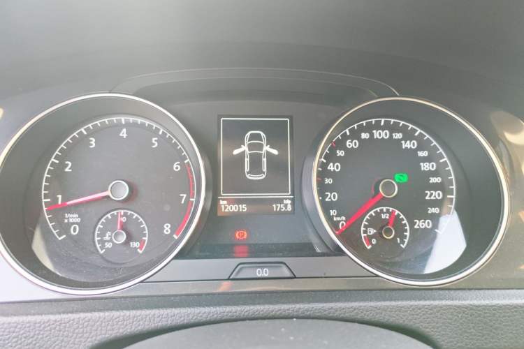 Used Volkswagen Golf 2018 230TSI Automatic Comfort Model Instrument Cluster