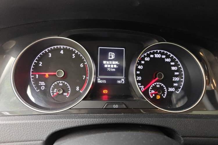 Used Volkswagen Golf 2018 1.6L Automatic Comfort Model Instrument Cluster