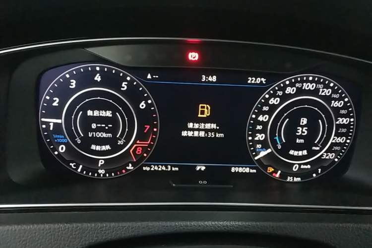 Used Volkswagen Golf 2018 280TSI Automatic R-Line Model Instrument Cluster