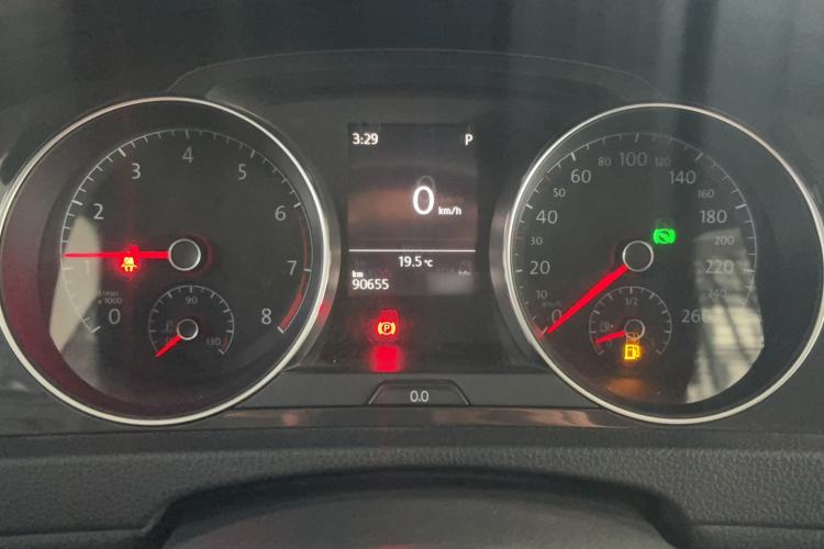 Used Volkswagen Golf 2018 1.6L Automatic Comfort Model Instrument Cluster