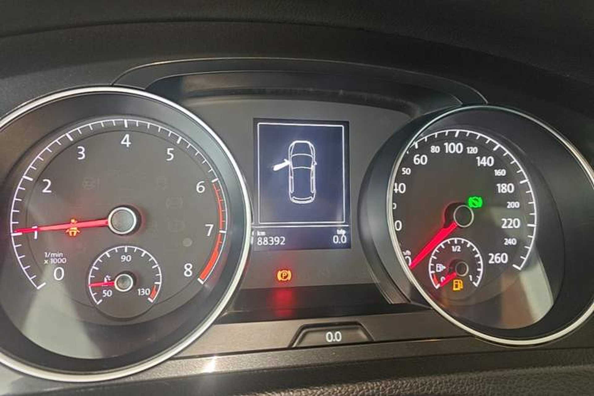 Used Volkswagen Golf 2018 230TSI Automatic Luxury Version Instrument Cluster