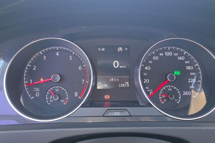 Used Volkswagen Golf 2018 230TSI Automatic Comfort Model Instrument Cluster