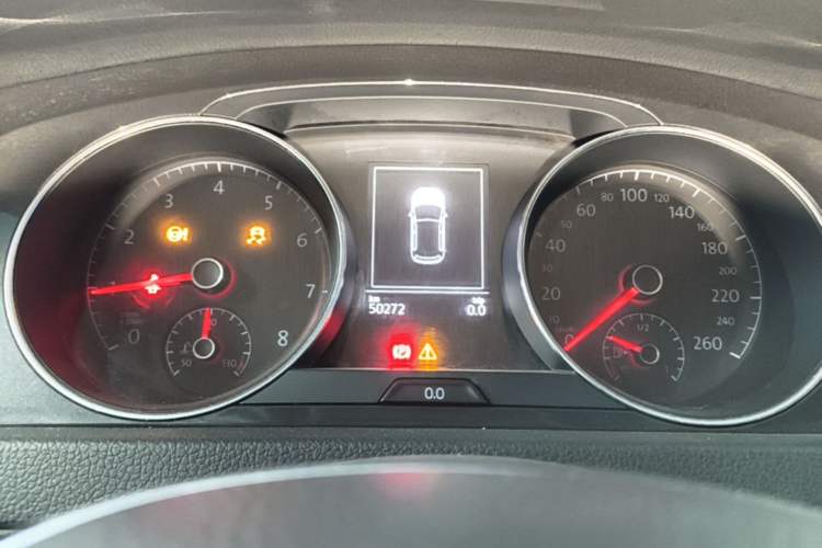 Used Volkswagen Golf 2018 230TSI Automatic Comfort Model Instrument Cluster