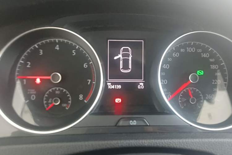Used Volkswagen Golf 2018 230TSI Automatic Comfort Model Instrument Cluster
