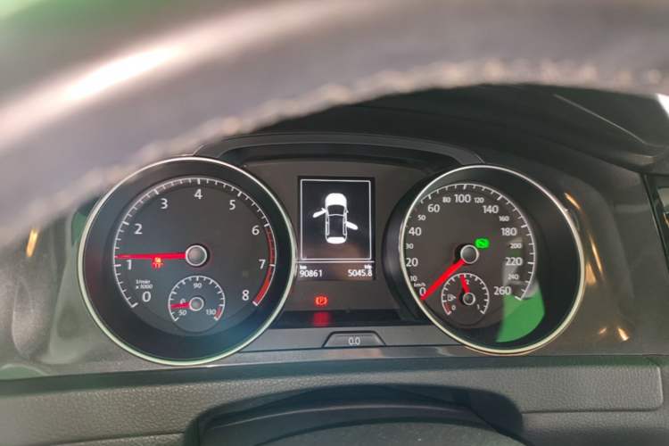 Used Volkswagen Golf 2018 230TSI Automatic Comfort Model Instrument Cluster