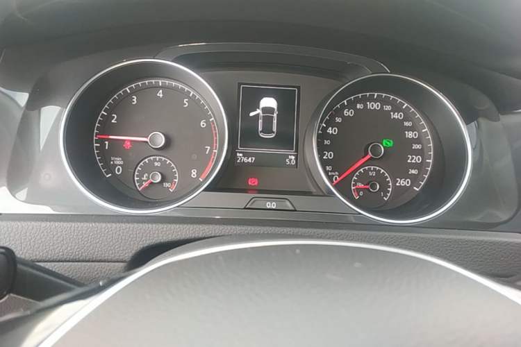 Used Volkswagen Golf 2018 230TSI Automatic Comfort Model Instrument Cluster