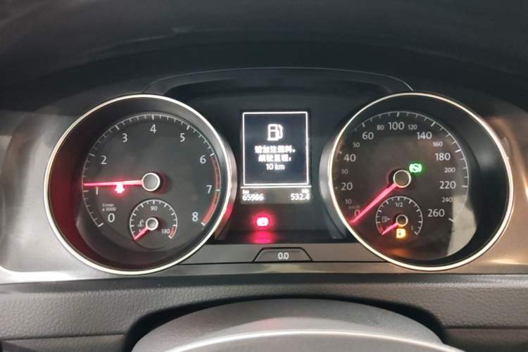 Used Volkswagen Golf 2018 1.6L Automatic Comfort Model Instrument Cluster