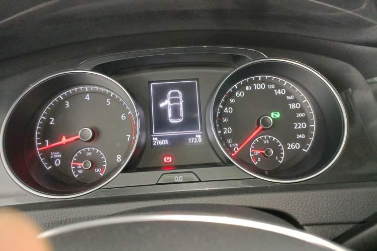 Used Volkswagen Golf 2018 230TSI Automatic Luxury Version Instrument Cluster