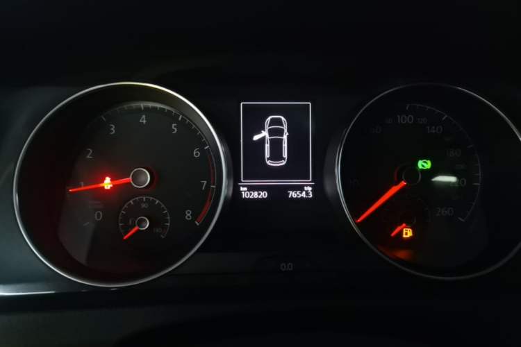 Used Volkswagen Golf 2018 230TSI Automatic Comfort Model Instrument Cluster