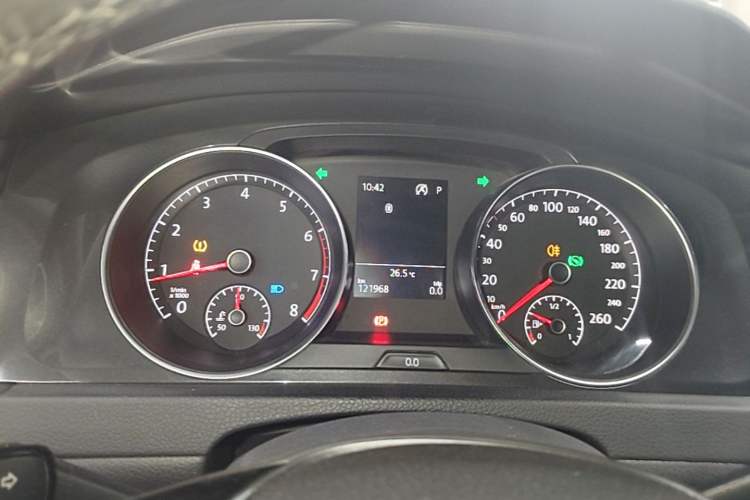 Used Volkswagen Golf 2018 230TSI Automatic Luxury Version Instrument Cluster