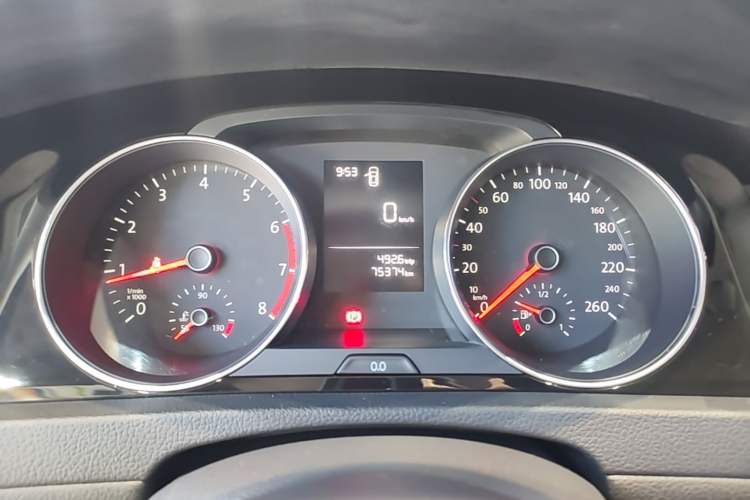 Used Volkswagen Golf 2018 1.6L Manual Fashion Edition Instrument Cluster