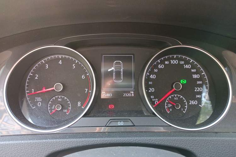 Used Volkswagen Golf 2018 1.6L Automatic Comfort Model Instrument Cluster