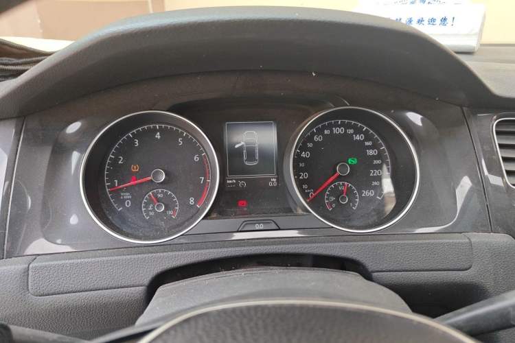 Used Volkswagen Golf 2018 230TSI Automatic Comfort Model Instrument Cluster