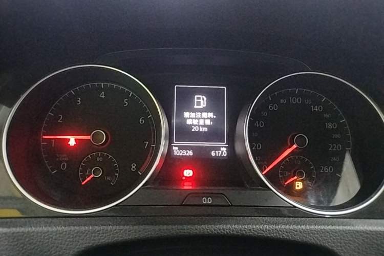 Used Volkswagen Golf 2018 230TSI Automatic Comfort Model Instrument Cluster