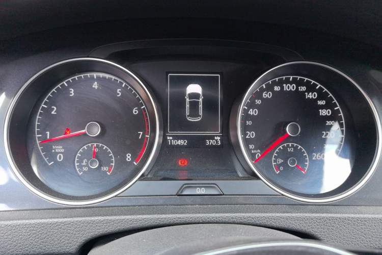 Used Volkswagen Golf 2018 230TSI Automatic Comfort Model Instrument Cluster