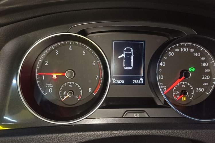 Used Volkswagen Golf 2018 230TSI Automatic Comfort Model Instrument Cluster